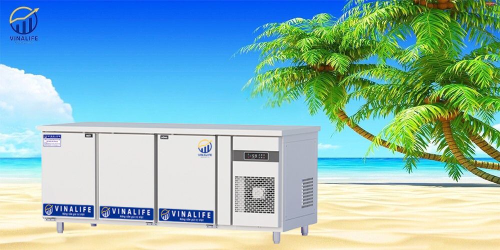 Tủ Bàn Lạnh Quạt Gió Cánh Inox 1.8m