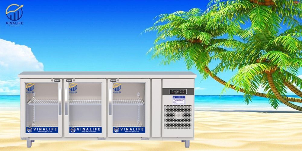 Tủ Bàn Lạnh 1.8 Cánh Kính Quạt Gió